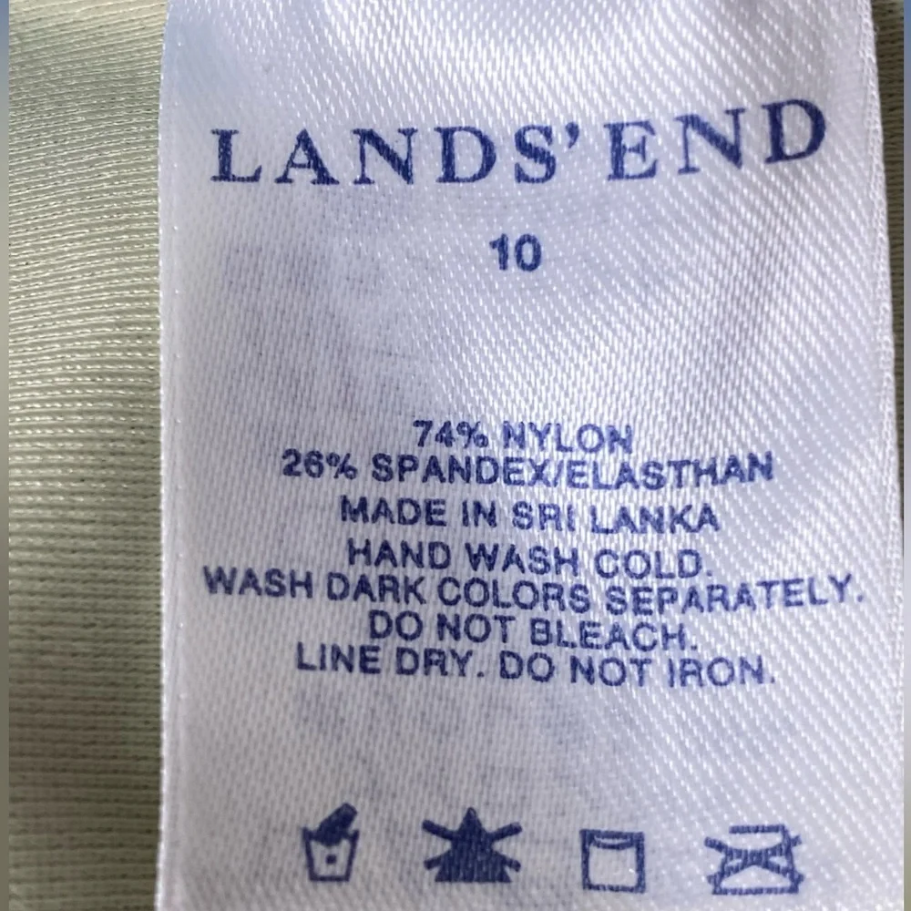 Lands End One piece Blue swimsuit. Wired bust, bunched accents. NWOT. Size 10. - Picture 11 of 11